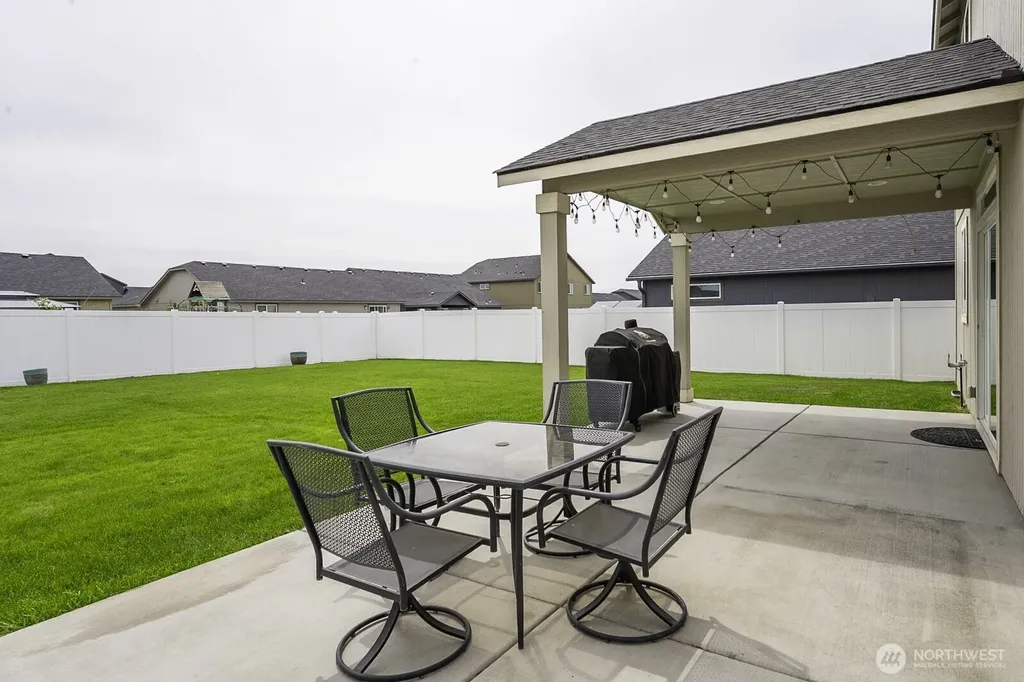 1361 E Nen Drive Moses Lake WA 98837