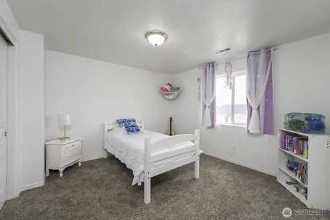 1361 E Nen Drive Moses Lake WA 98837
