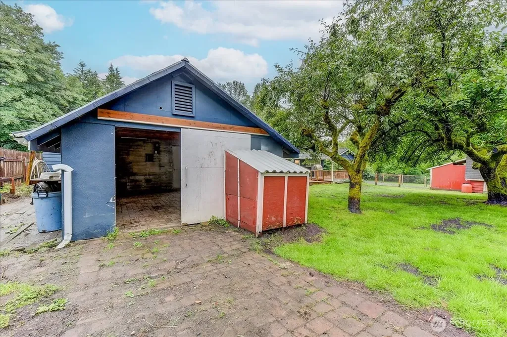 18115 185th Avenue NE Woodinville WA 98072