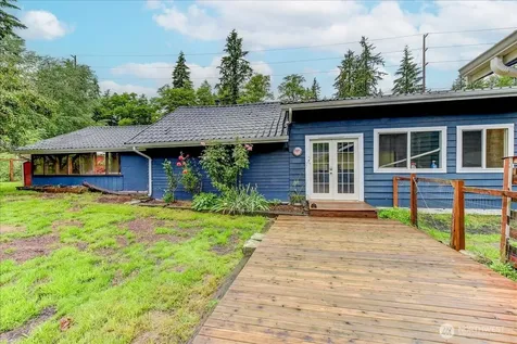 18115 185th Avenue NE Woodinville WA 98072