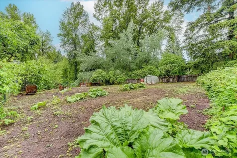 18115 185th Avenue NE Woodinville WA 98072
