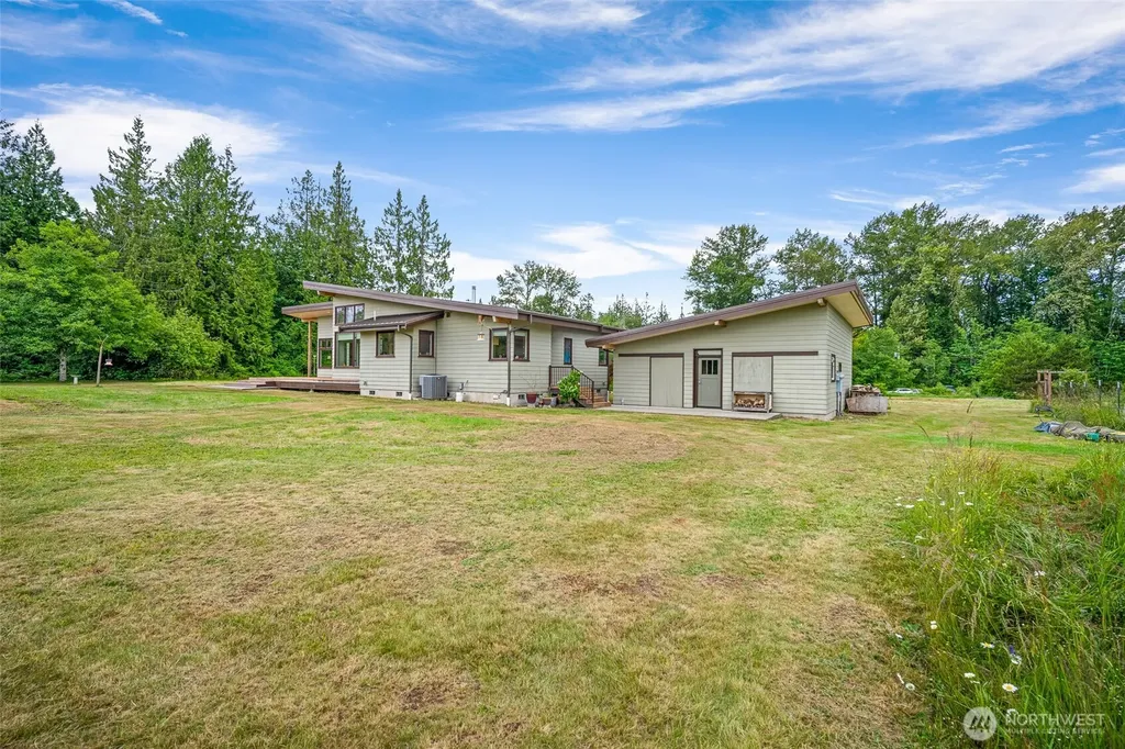 4860 Mission Road Bellingham WA 98226