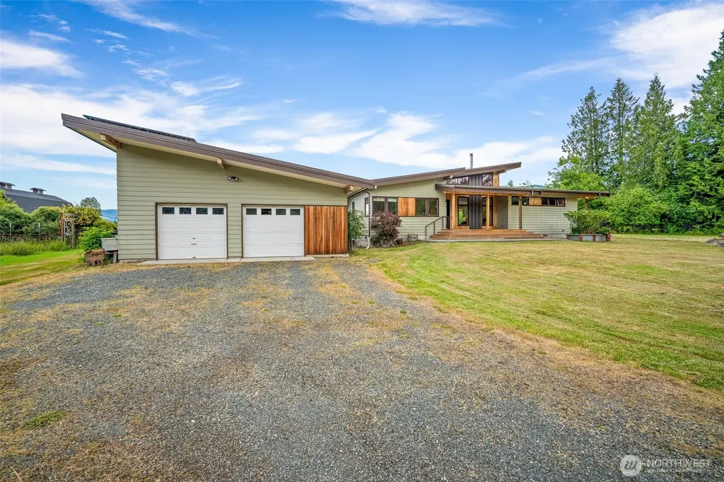 4860 Mission Road Bellingham WA 98226