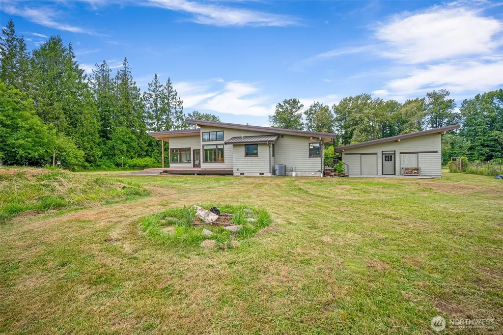 4860 Mission Road Bellingham WA 98226