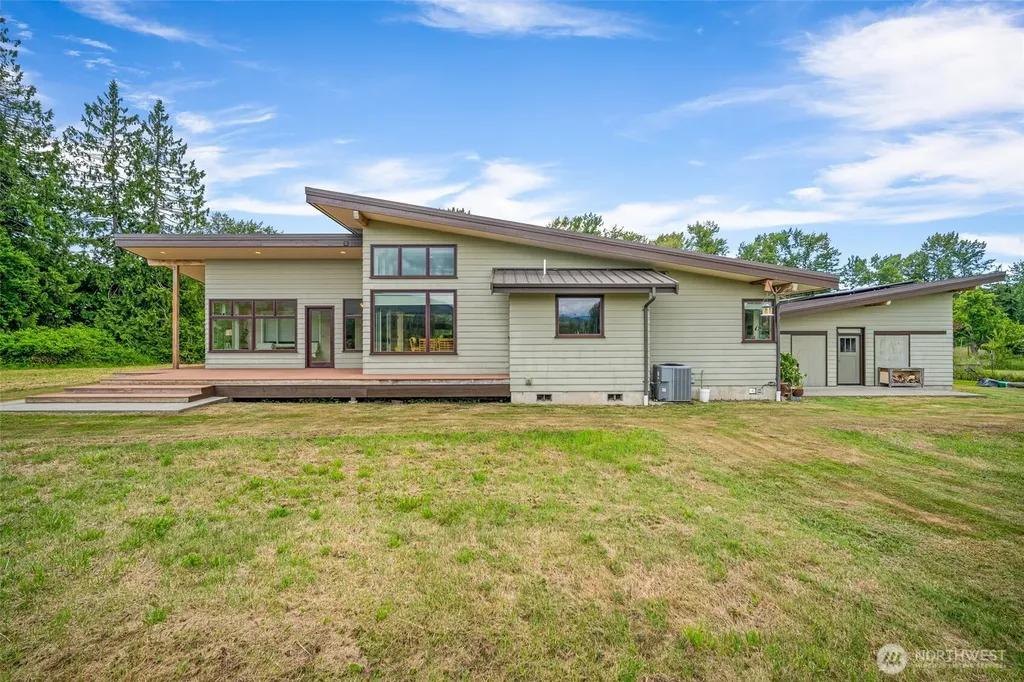 4860 Mission Road Bellingham WA 98226
