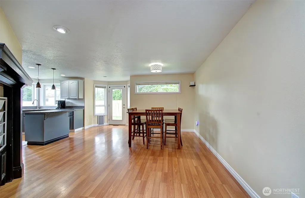 10403 NW 15th Avenue Vancouver WA 98685