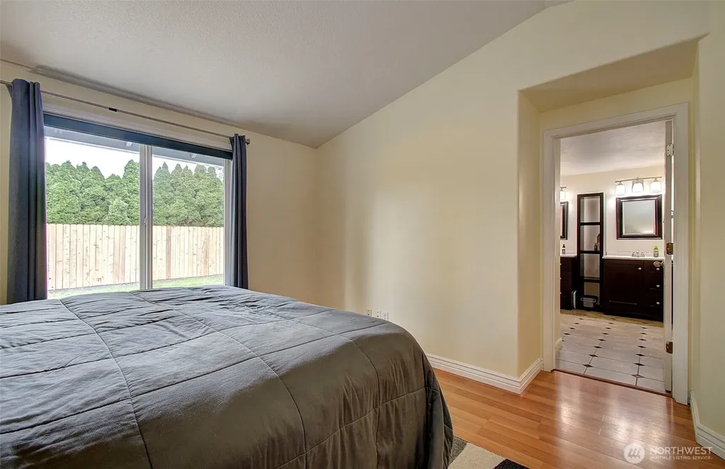 10403 NW 15th Avenue Vancouver WA 98685
