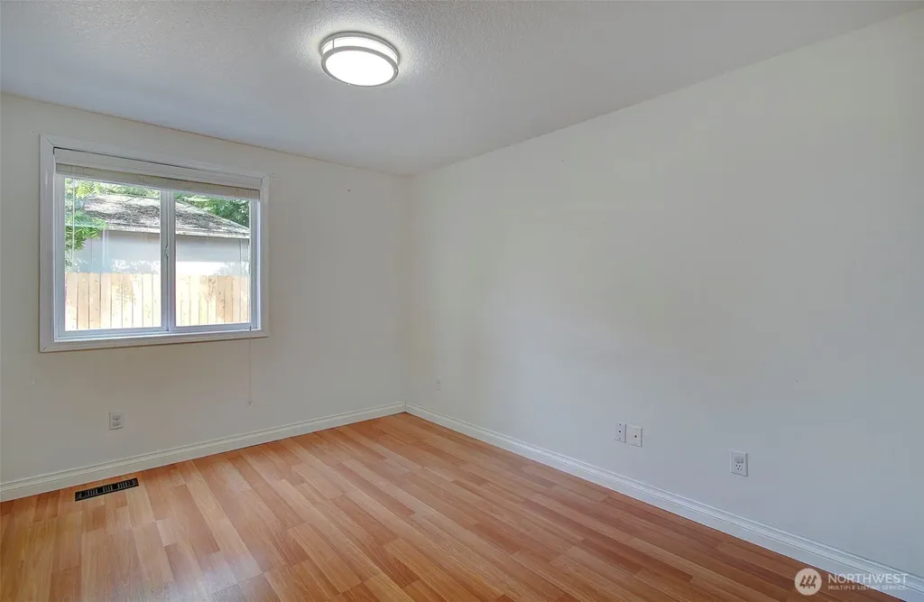 10403 NW 15th Avenue Vancouver WA 98685