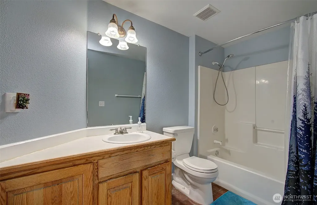 10403 NW 15th Avenue Vancouver WA 98685