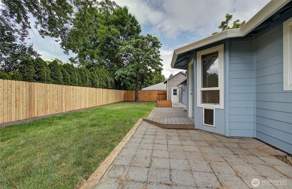 10403 NW 15th Avenue Vancouver WA 98685