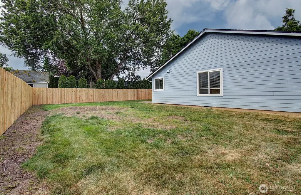 10403 NW 15th Avenue Vancouver WA 98685
