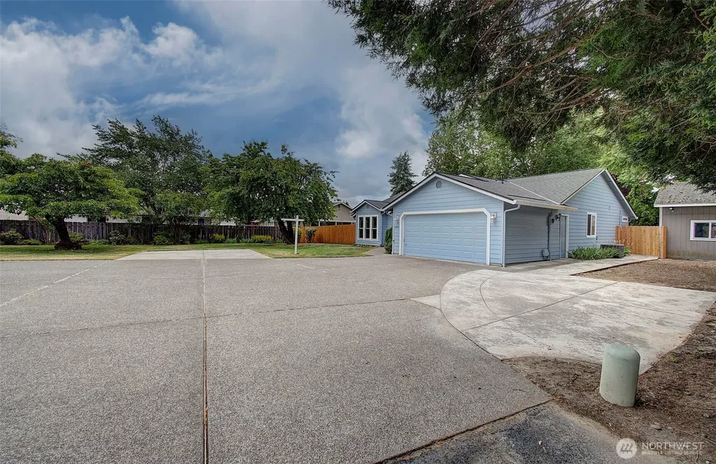 10403 NW 15th Avenue Vancouver WA 98685