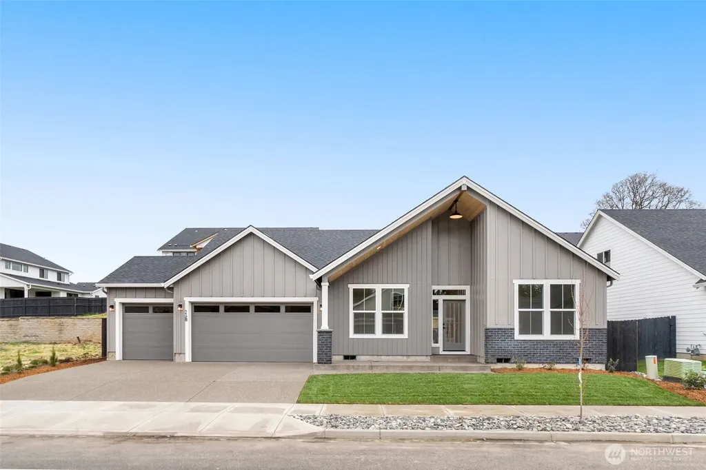 1828 133rd St Court S Tacoma WA 98444