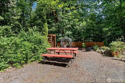 600 N Beacon Point Loop N Lilliwaup WA 98555