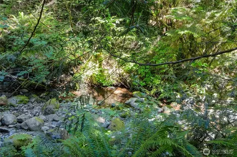 600 N Beacon Point Loop N Lilliwaup WA 98555