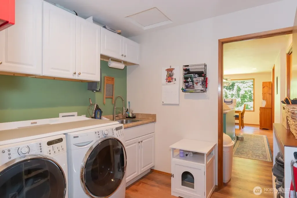 492 Walkabout Way Port Angeles WA 98363