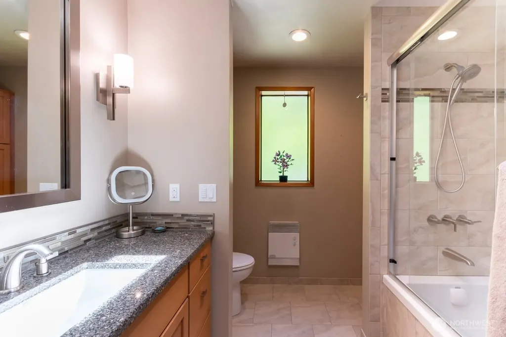 492 Walkabout Way Port Angeles WA 98363