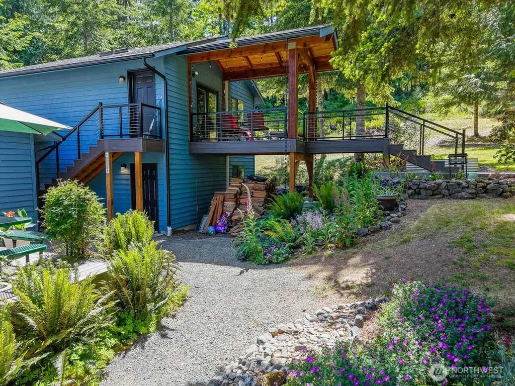 492 Walkabout Way Port Angeles WA 98363
