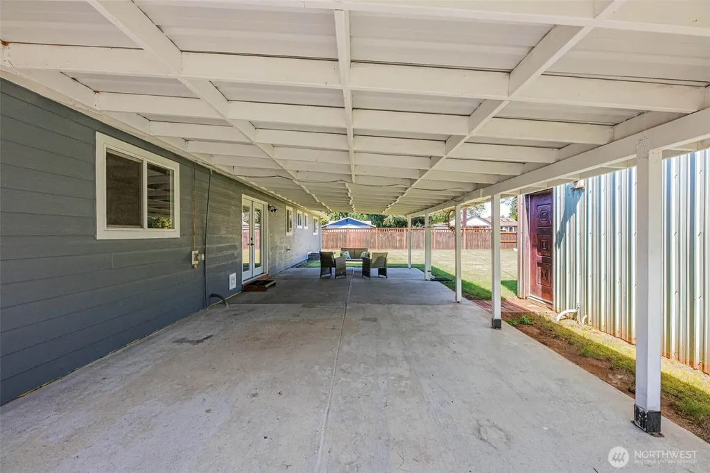 11925 36th Drive NE Marysville WA 98271
