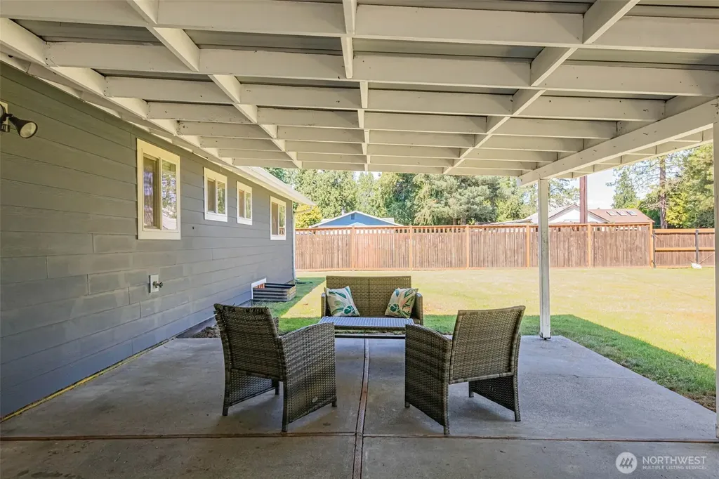 11925 36th Drive NE Marysville WA 98271