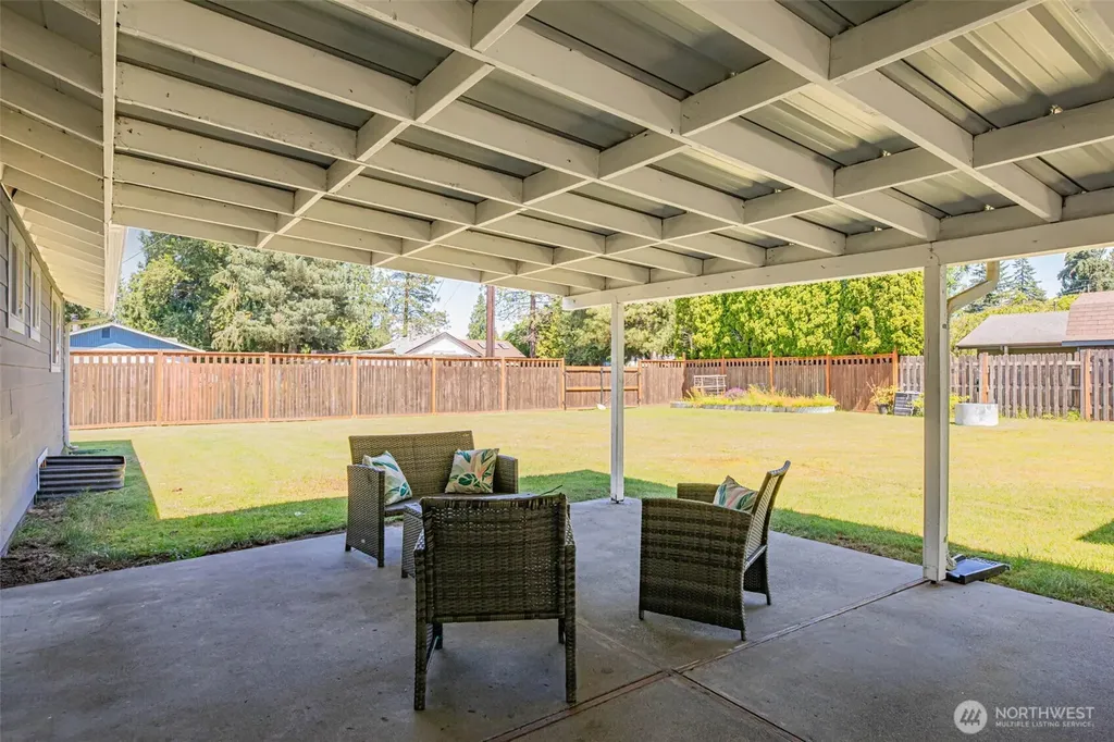 11925 36th Drive NE Marysville WA 98271