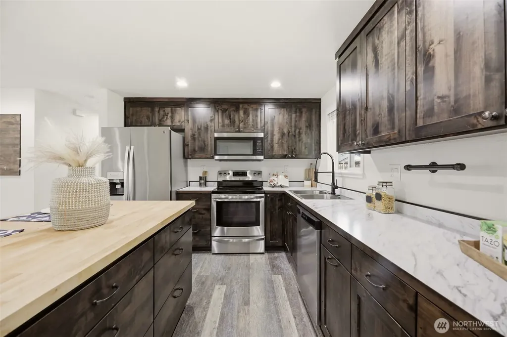 11925 36th Drive NE Marysville WA 98271