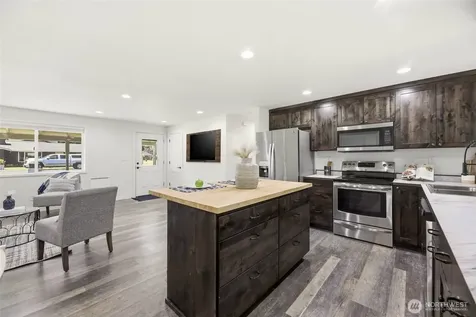 11925 36th Drive NE Marysville WA 98271