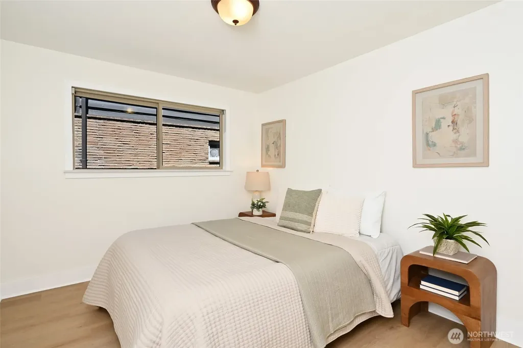 4219 Whitman Avenue N Seattle WA 98103