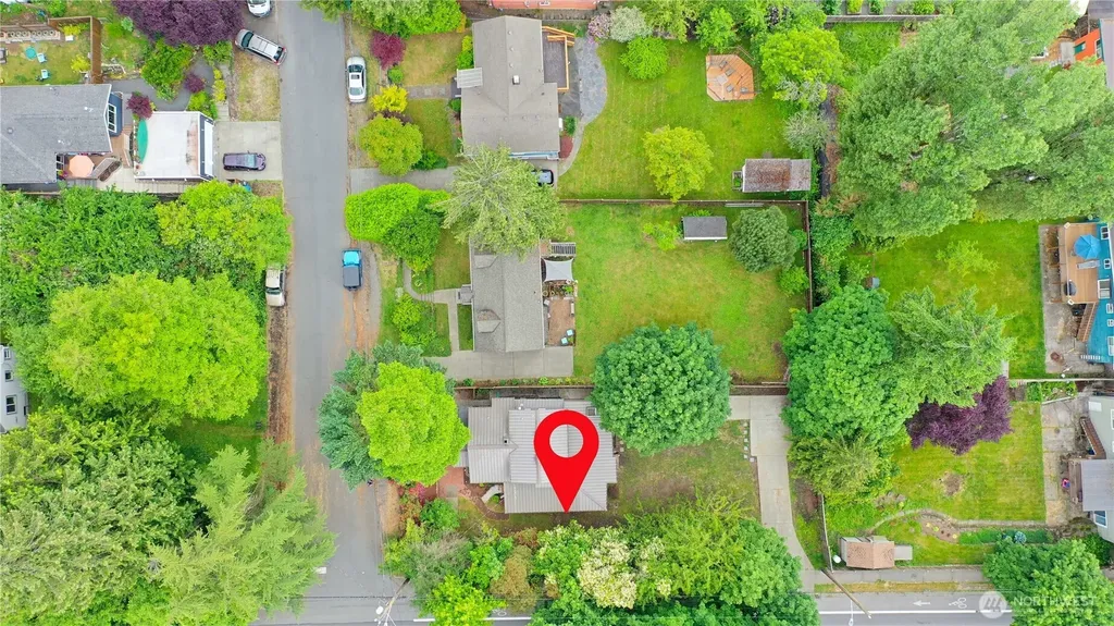 15504 11th Avenue NE Shoreline WA 98155