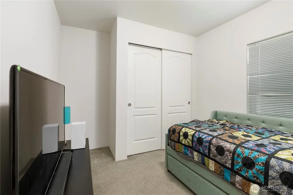 611 Cedar Avenue Port Hadlock WA 98339