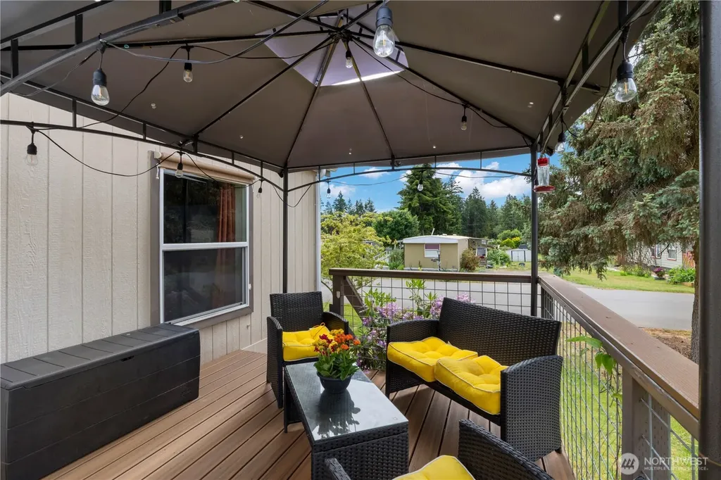611 Cedar Avenue Port Hadlock WA 98339