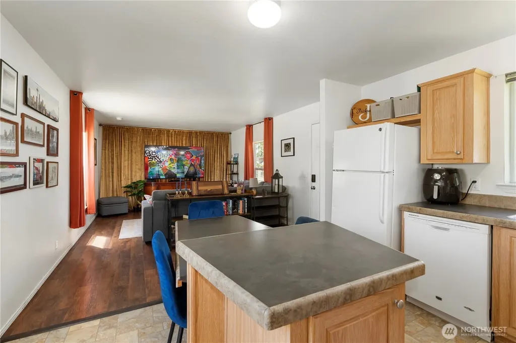 611 Cedar Avenue Port Hadlock WA 98339