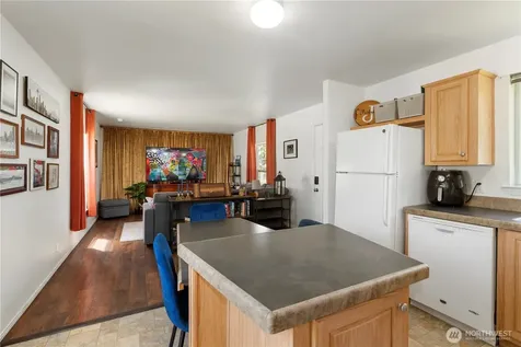 611 Cedar Avenue Port Hadlock WA 98339
