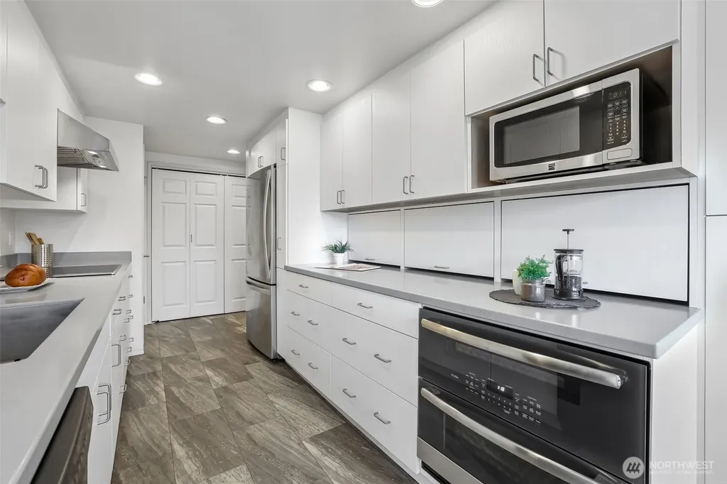 22410 SE 42nd Terrace Issaquah WA 98029