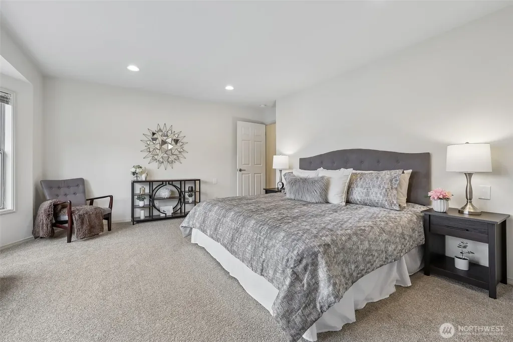 22410 SE 42nd Terrace Issaquah WA 98029