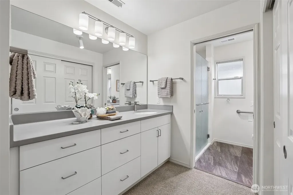 22410 SE 42nd Terrace Issaquah WA 98029