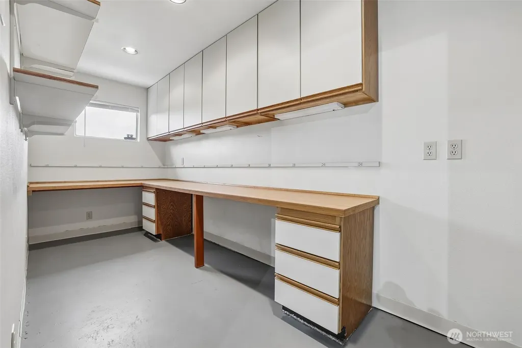 22410 SE 42nd Terrace Issaquah WA 98029