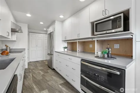 22410 SE 42nd Terrace Issaquah WA 98029
