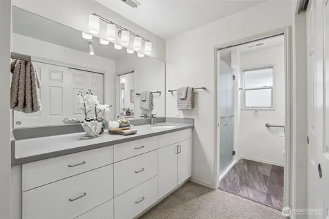 22410 SE 42nd Terrace Issaquah WA 98029