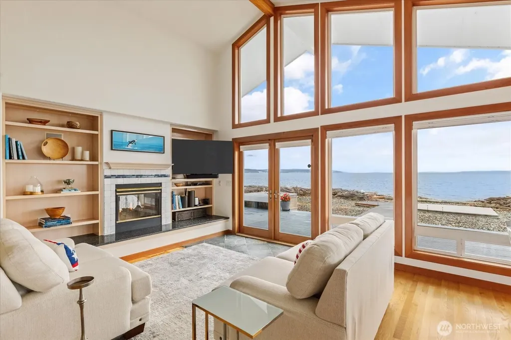 333 Keystone Avenue Coupeville WA 98239
