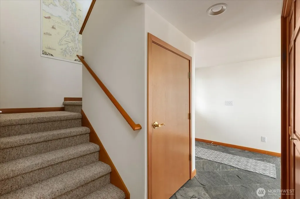 333 Keystone Avenue Coupeville WA 98239