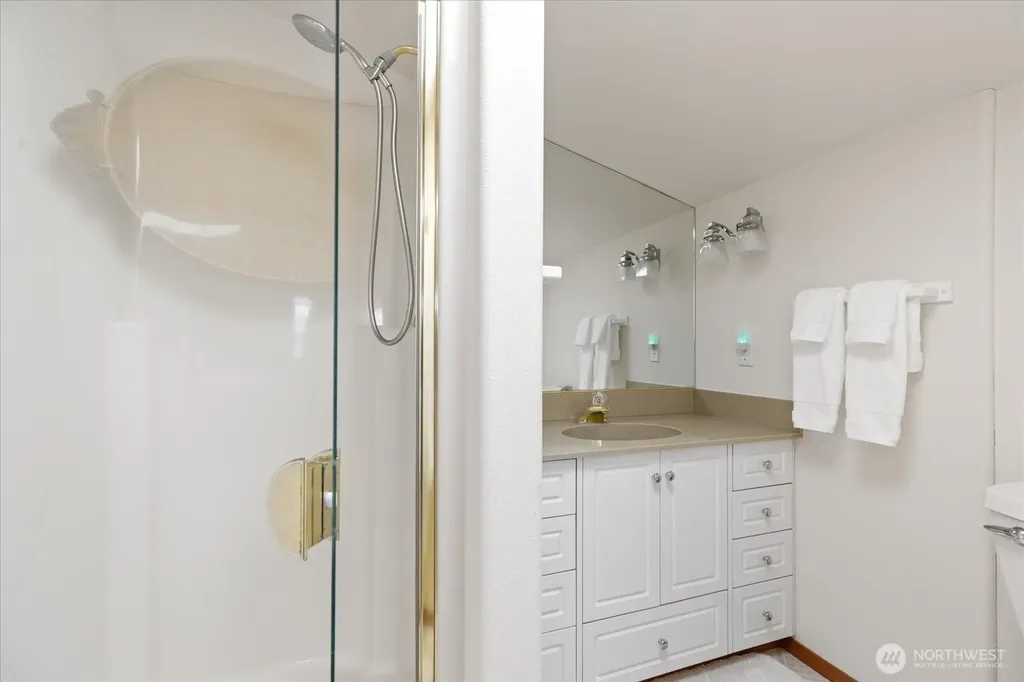 333 Keystone Avenue Coupeville WA 98239