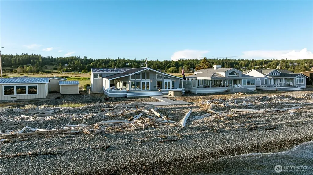 333 Keystone Avenue Coupeville WA 98239