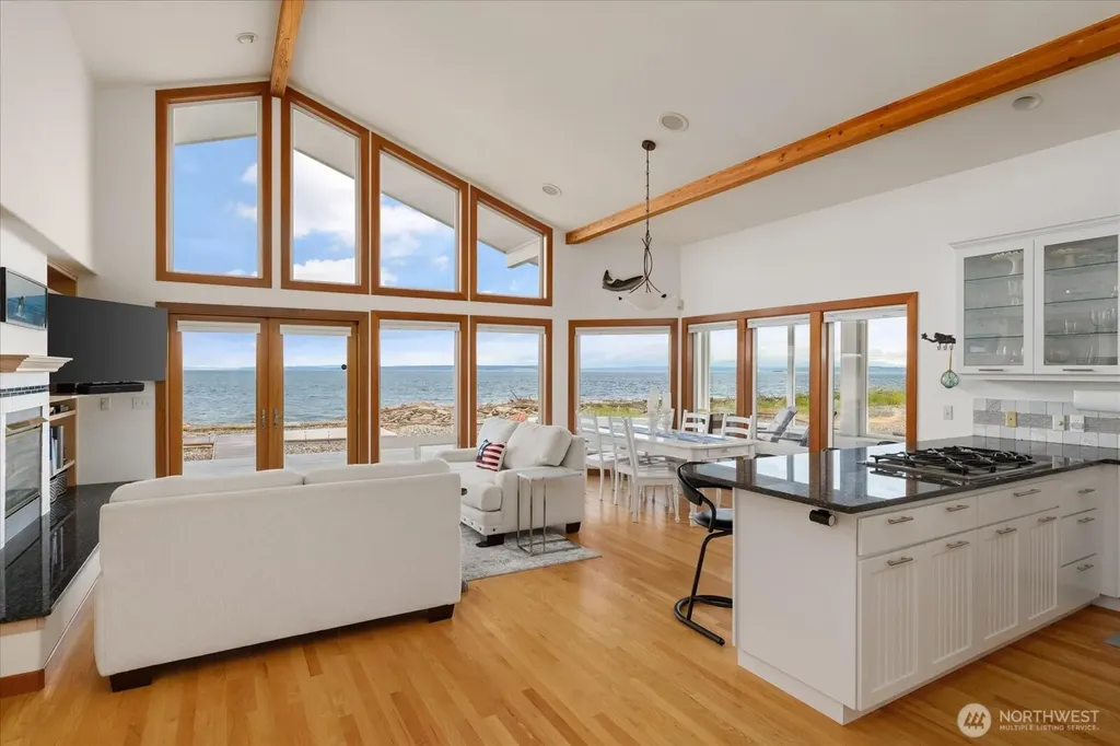 333 Keystone Avenue Coupeville WA 98239