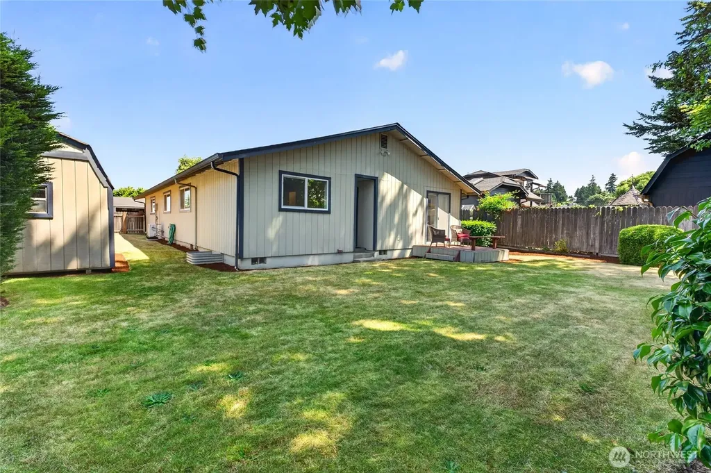 1514 52nd Street NE Tacoma WA 98422
