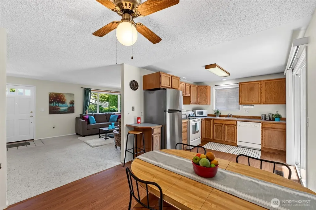 1514 52nd Street NE Tacoma WA 98422