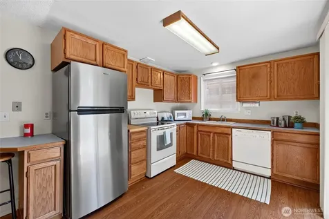 1514 52nd Street NE Tacoma WA 98422