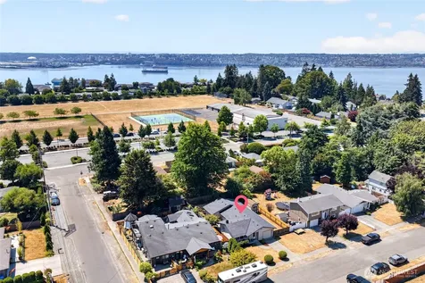 1514 52nd Street NE Tacoma WA 98422