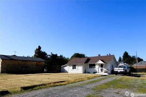 1219 E 72nd Tacoma WA 98404