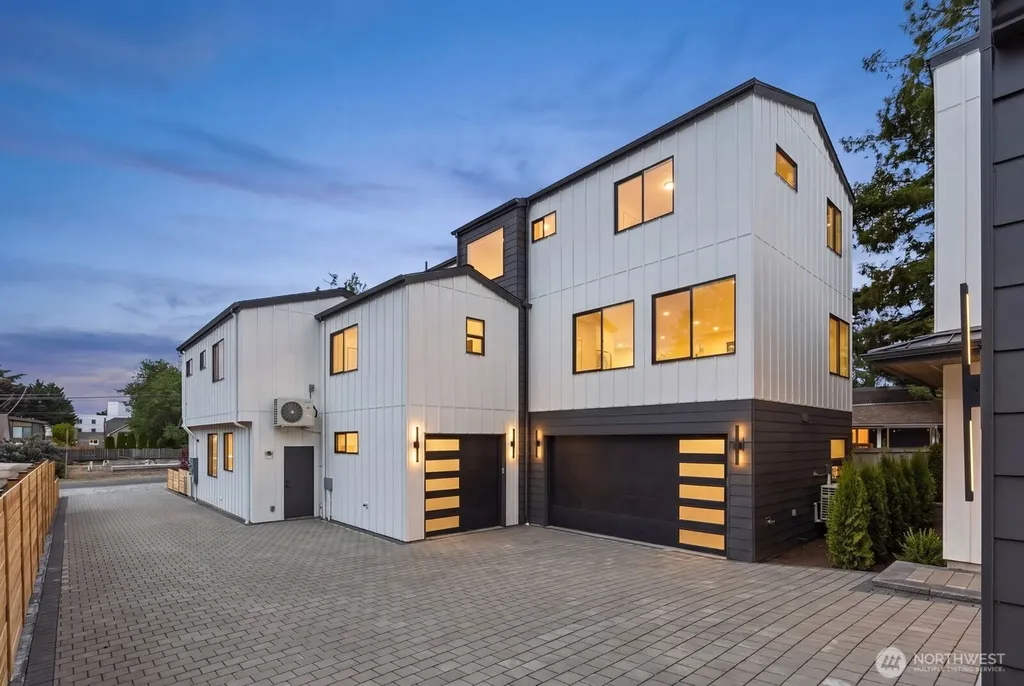 11748 Dayton Avenue N Seattle WA 98133